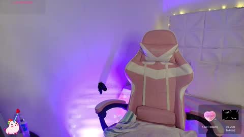 Abril  online show from 16, 2, 2026