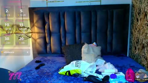 Abril Fox online show from 11, 6, 2026