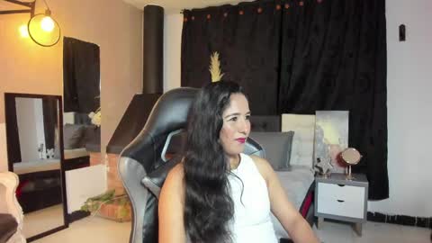 Abril online show from 4, 6, 2026
