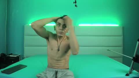 Abril and Julian online show from 19, 2, 2026