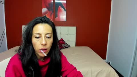 Snapshot of abrillee1 chatting on 24, 1, 2025 ABRIL online show from 24, 1, 2025