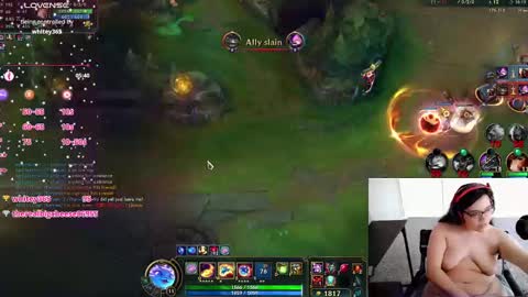 Snapshot of achubbygummy chatting on 19, 9, 2025 AChubbyGummy online show from 19, 9, 2025