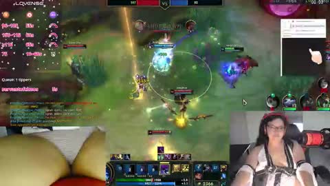 Snapshot of achubbygummy chatting on 8, 11, 2025 AChubbyGummy online show from 8, 11, 2025