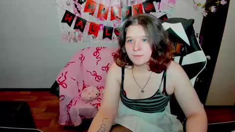 Snapshot of acid_kate chatting on 30, 10, 2025 Kate online show from 30, 10, 2025