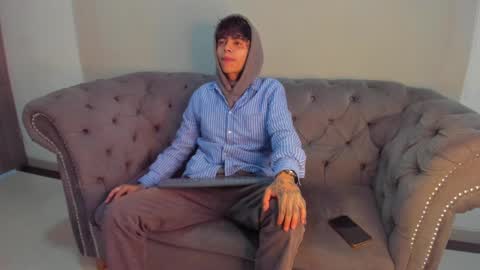 Acid Milo online show from 4, 12, 2024