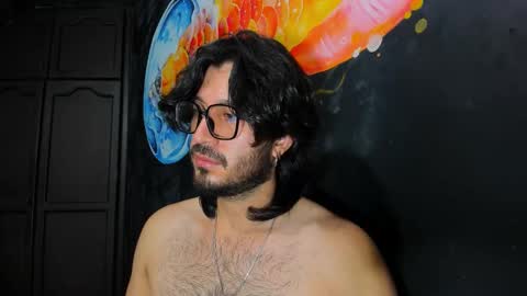 R. online show from 6, 11, 2025