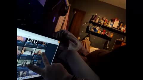 acouplesinners online show from 23, 10, 2025