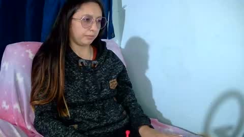 Ada naugthy28 online show from 9, 11, 2025