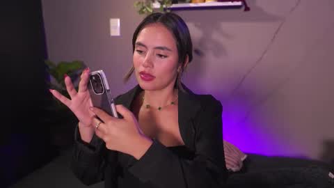 Adahara online show from 4, 12, 2025