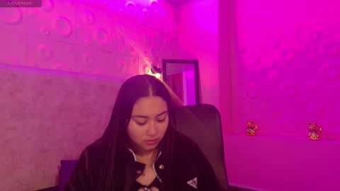 Snapshot of adaira31 chatting on 5, 12, 2025 Adaira online show from 5, 12, 2025