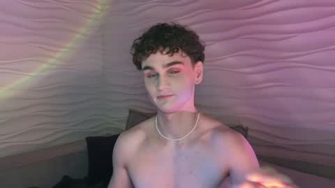 Adam online show from 12, 12, 2024