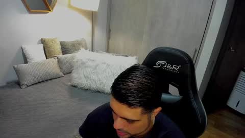 adam clarke online show from 16, 1, 2025