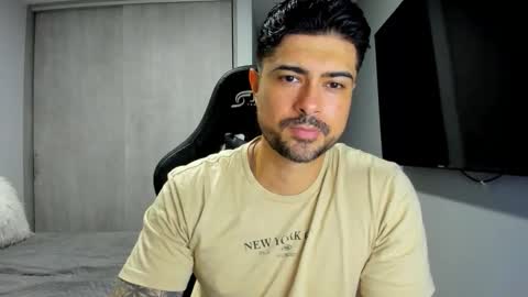 adam clarke online show from 19, 11, 2025