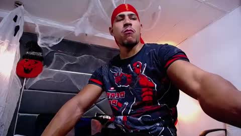 adam_fit19cm online show from 1, 11, 2025