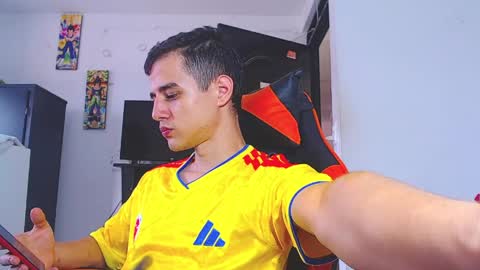 adam hot11 online show from 29, 3, 2026