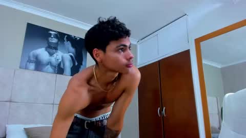 adam_piarse online show from 4, 10, 2025