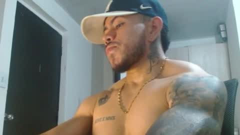 Snapshot of adam_shilder7 chatting on 5, 7, 2026 adam shilder7 online show from 5, 7, 2026