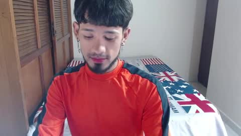 Snapshot of adam_x256 chatting on 29, 1, 2025 instagram  adam x256 online show from 29, 1, 2025