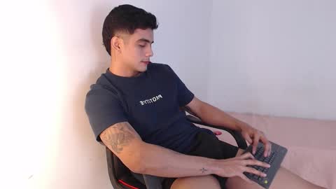 Snapshot of adama_soa chatting on 2, 10, 2025 Hello guys excuse my absence I will be absent for several days for health reasons I hope you understand thank you very much. online show from 2, 10, 2025