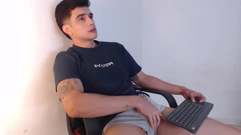 Snapshot of adama_soa chatting on 14, 10, 2025 Hello guys excuse my absence I will be absent for several days for health reasons I hope you understand thank you very much. online show from 14, 10, 2025