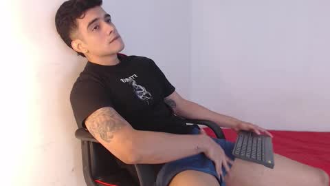 Snapshot of adama_soa chatting on 30, 10, 2025 Hello guys excuse my absence I will be absent for several days for health reasons I hope you understand thank you very much. online show from 30, 10, 2025