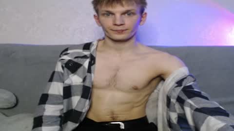 Snapshot of adamharriss chatting on 1, 2, 2025 adamharriss online show from 1, 2, 2025