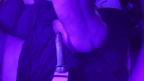 adamineve online show from 20, 2, 2025