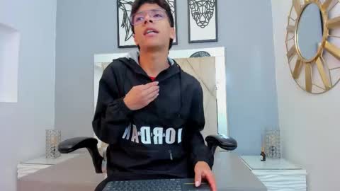 Adams Bobby online show from 14, 12, 2025