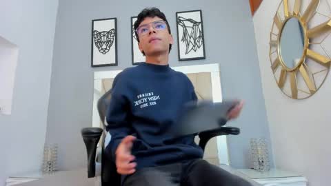 Adams Bobby online show from 9, 4, 2026