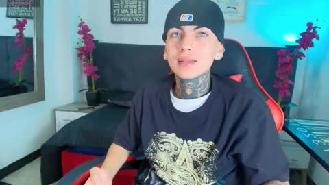 Snapshot of adamswalkerr_ chatting on 26, 2, 2026 AdamsWalkerr online show from 26, 2, 2026