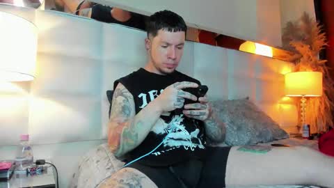 Snapshot of adamtatts chatting on 4, 11, 2025 Adam online show from 4, 11, 2025