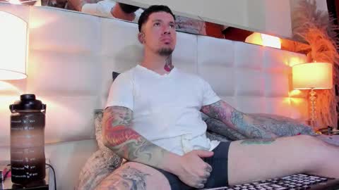 Snapshot of adamtatts chatting on 10, 11, 2025 Adam online show from 10, 11, 2025