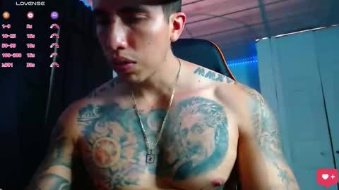 Snapshot of adan_hudson chatting on 31, 10, 2025 Anderson online show from 31, 10, 2025