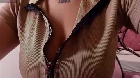 Snapshot of adara_evanss chatting on 15, 9, 2025 Adara online show from 15, 9, 2025