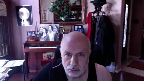 Snapshot of add_me_2 chatting on 19, 4, 2026 add_me_2 online show from 19, 4, 2026