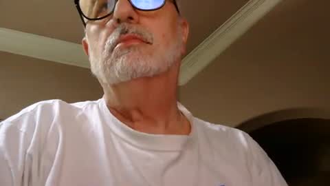 Snapshot of add_me_2 chatting on 7, 5, 2026 add_me_2 online show from 7, 5, 2026