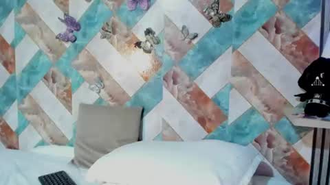 Snapshot of addison_avery chatting on 9, 7, 2026 addison_avery online show from 9, 7, 2026
