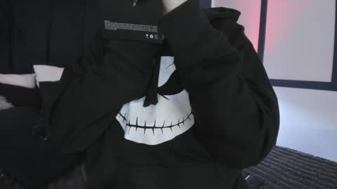 Ade  online show from 6, 12, 2024