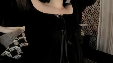 Ade  online show from 22, 11, 2025