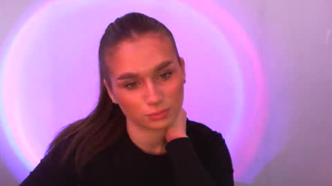 Adele Amore online show from 17, 2, 2025