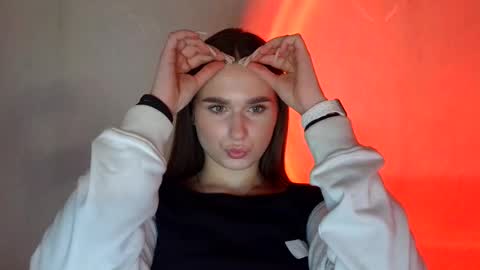 Adele Amore online show from 7, 3, 2025