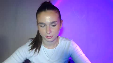 Adele Amore online show from 8, 3, 2025