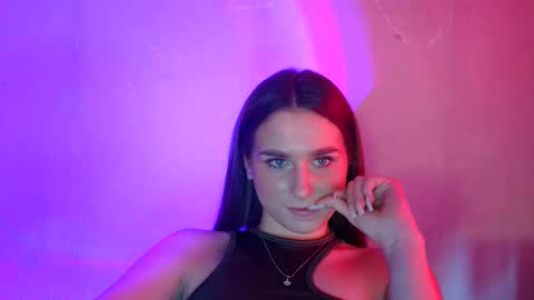 Adele Amore online show from 12, 3, 2025