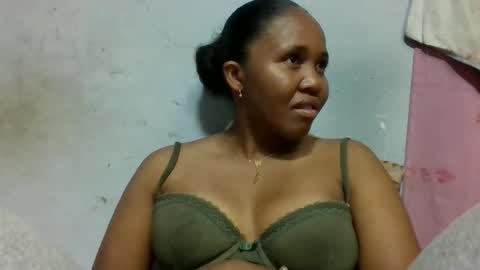 adelealy online show from 25, 5, 2026