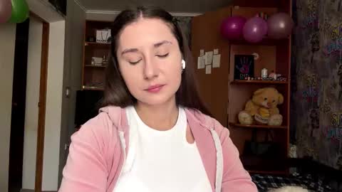 Poly online show from 24, 2, 2026