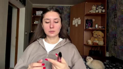 Poly online show from 3, 4, 2026