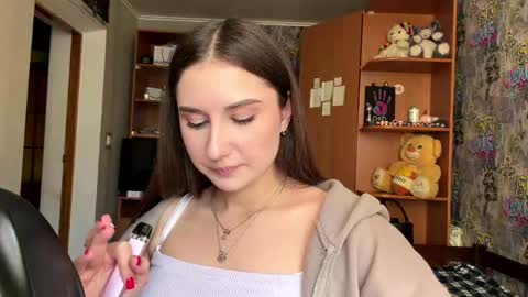 Poly online show from 14, 4, 2026