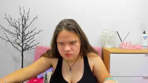 adelecruzz online show from 10, 2, 2025