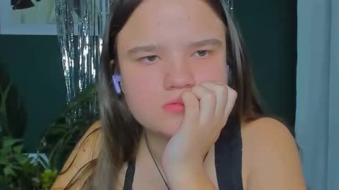 adelecruzz online show from 17, 3, 2026