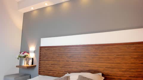 Snapshot of adelehottman chatting on 25, 9, 2025 Adele online show from 25, 9, 2025